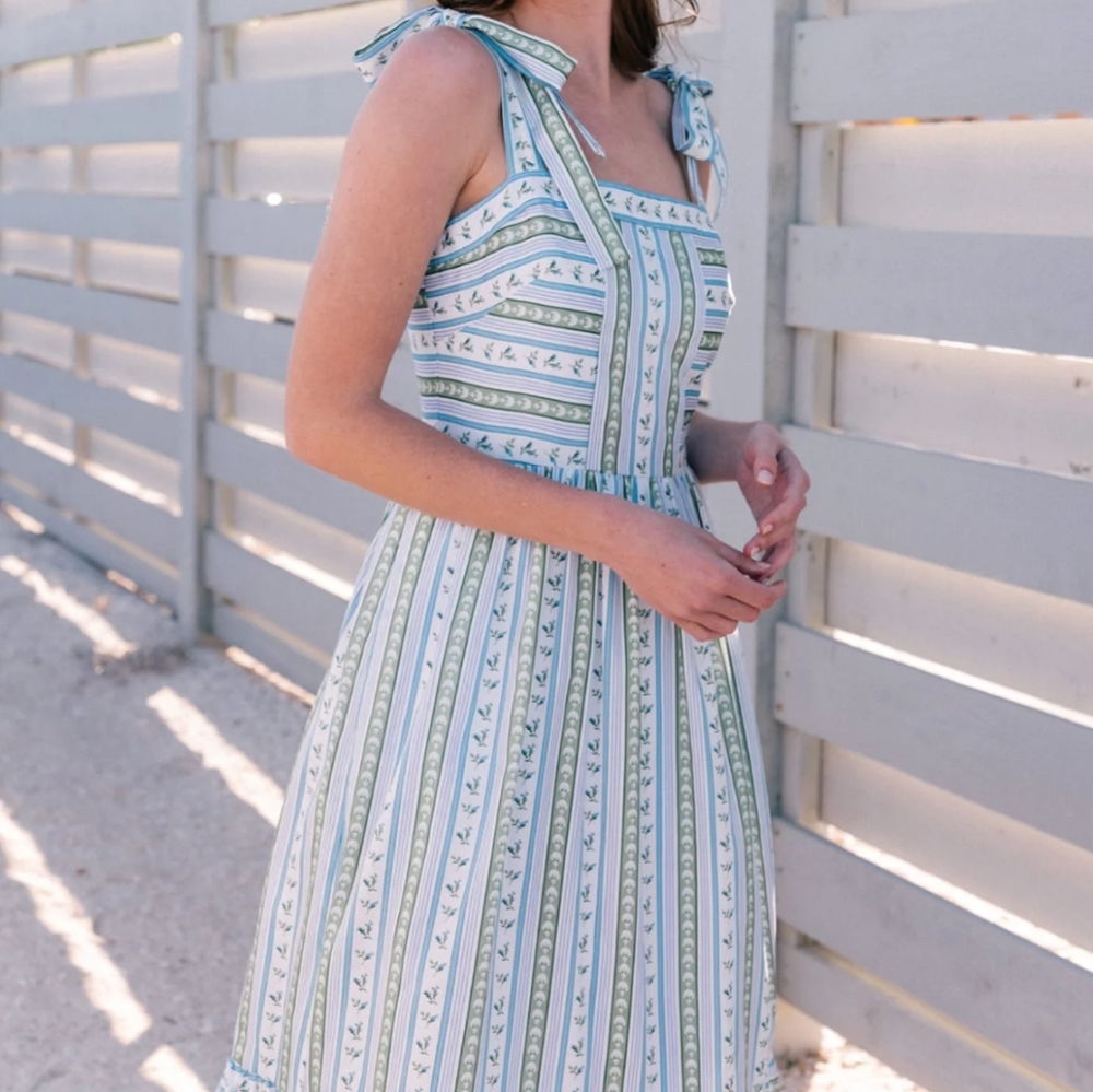 ISO Gal Meets Glam Geraldine Dress